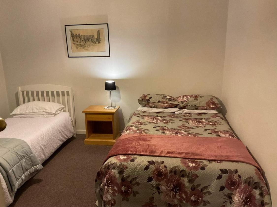 Bungalow On Centre Apartment Invercargill Luaran gambar