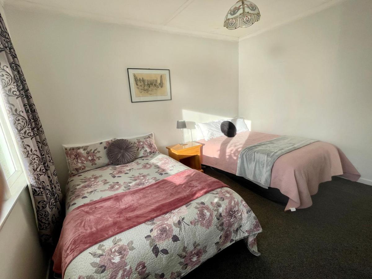 Bungalow On Centre Apartment Invercargill Luaran gambar